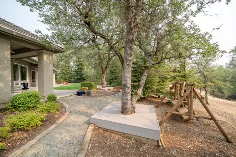 13198 Tierra Heights Rd, Redding, CA 96003 photo 80
