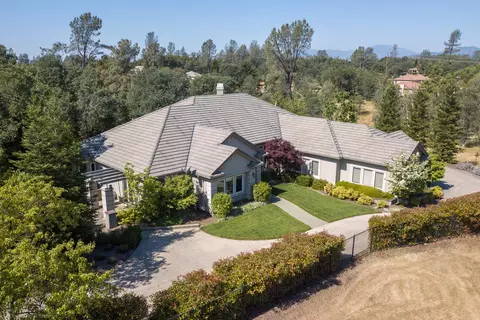 13198 Tierra Heights Rd, Redding, CA 96003 photo 4