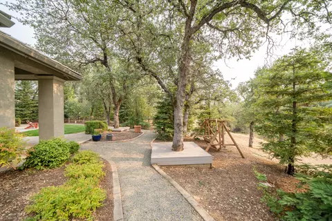 13198 Tierra Heights Rd, Redding, CA 96003 photo 79