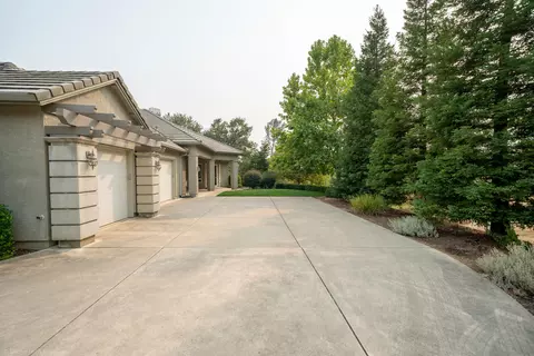 13198 Tierra Heights Rd, Redding, CA 96003 photo 71