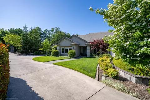 13198 Tierra Heights Rd, Redding, CA 96003 photo 6
