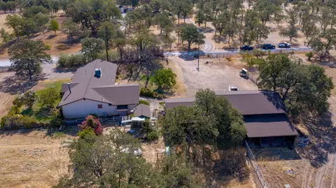 21349 Gilbert Dr, Redding, CA 96002 photo 7