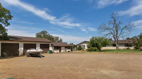 21349 Gilbert Dr, Redding, CA 96002 photo 74
