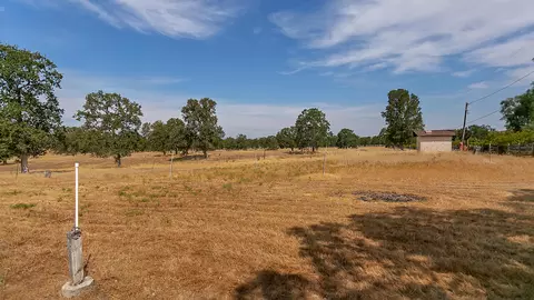 21349 Gilbert Dr, Redding, CA 96002 photo 55