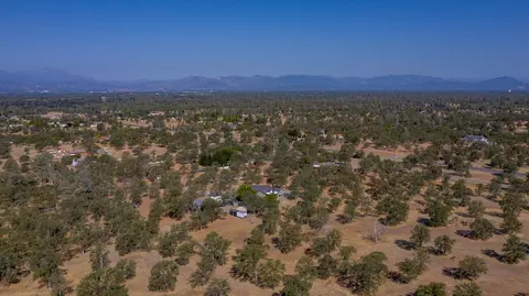 21349 Gilbert Dr, Redding, CA 96002 photo 44