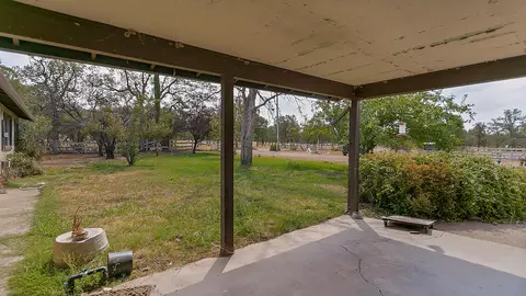 21349 Gilbert Dr, Redding, CA 96002 photo 12