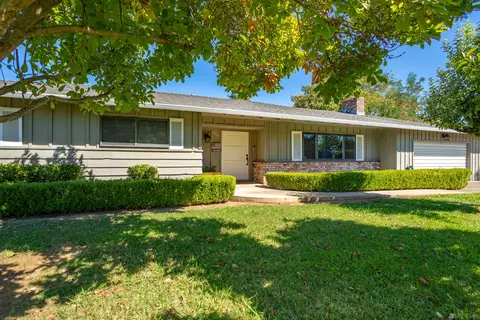 3703 Loustalot Way, Redding, CA 96002 photo 3