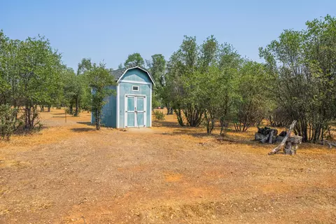 21106 Stepheno Ln, Redding, CA 96003 photo 30