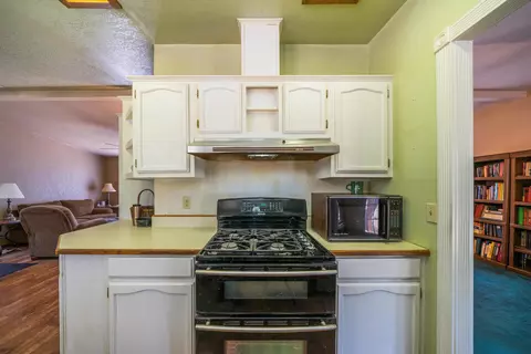 21106 Stepheno Ln, Redding, CA 96003 photo 6