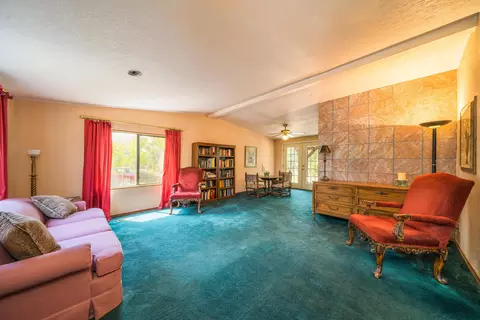 21106 Stepheno Ln, Redding, CA 96003 photo 11