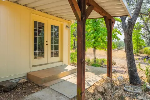 21106 Stepheno Ln, Redding, CA 96003 photo 21