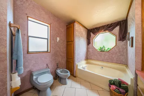 21106 Stepheno Ln, Redding, CA 96003 photo 16