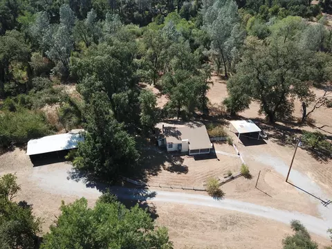 10144 Salmon Creek Rd, Redding, CA 96003 photo 6