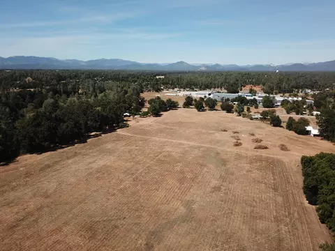 10144 Salmon Creek Rd, Redding, CA 96003 photo 11