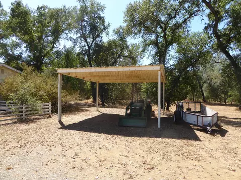 10144 Salmon Creek Rd, Redding, CA 96003 photo 22