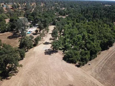 10144 Salmon Creek Rd, Redding, CA 96003 photo 12