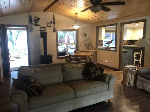 20000 Broken Spoke Ln, Redding, CA 96003 photo 20