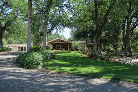 20000 Broken Spoke Ln, Redding, CA 96003 photo 1
