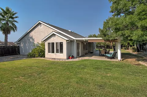 3585 Sunglow Dr, Redding, CA 96001 photo 14