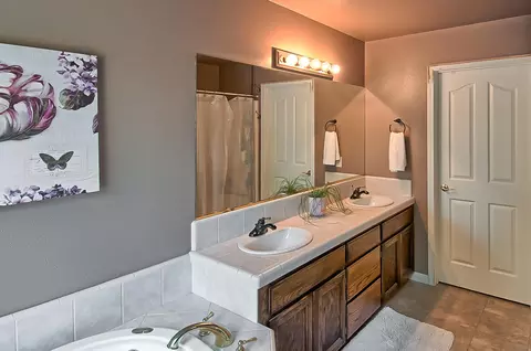3585 Sunglow Dr, Redding, CA 96001 photo 10