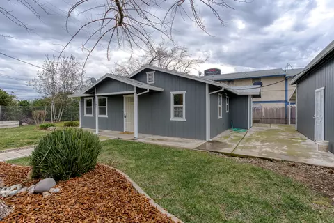 591 Markwood Dr, Redding, CA 96002 photo 9