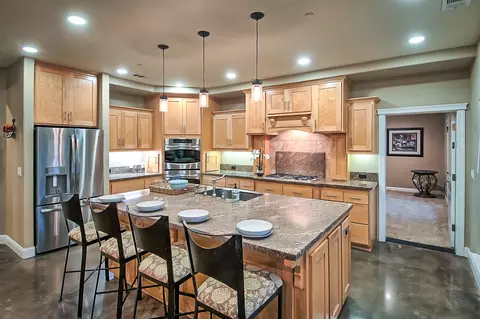 1501 Brinn Dr, Redding, CA 96001 photo 10