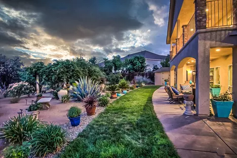 1501 Brinn Dr, Redding, CA 96001 photo 4