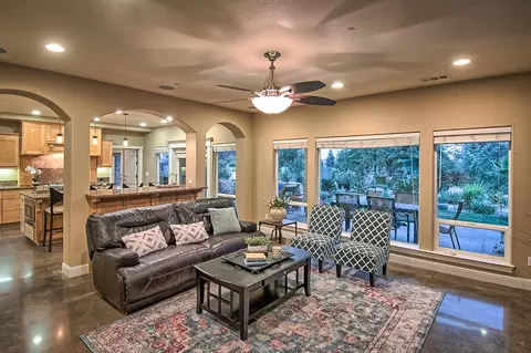 1501 Brinn Dr, Redding, CA 96001 photo 6