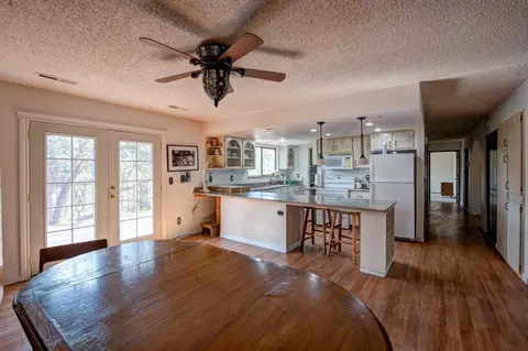 2165 Karen Pl, Redding, CA 96001 photo 8