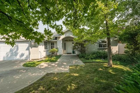 3503 Wasatch Dr, Redding, CA 96001 photo 1