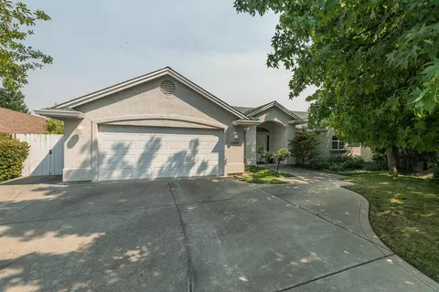 3503 Wasatch Dr, Redding, CA 96001 photo 3
