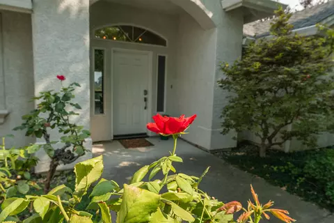 3503 Wasatch Dr, Redding, CA 96001 photo 4