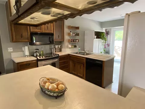 3610 Summit Dr, Redding, CA 96001 photo 15