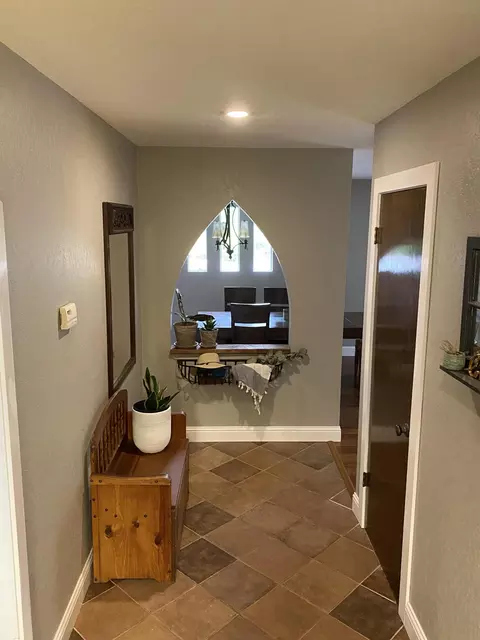 3610 Summit Dr, Redding, CA 96001 photo 3