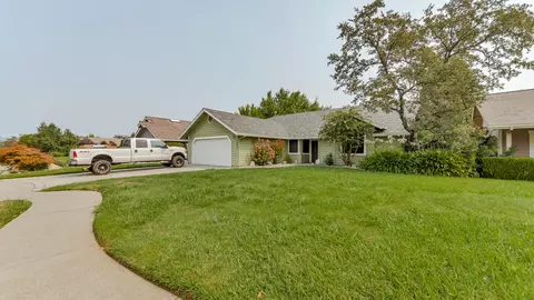 1471 River Ridge Dr, Redding, CA 96003 photo 3
