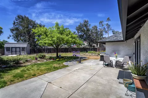 930 Hillsdale Ct, Redding, CA 96003 photo 28