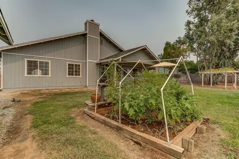 869 Wild Goose Ct, Redding, CA 96003 photo 18