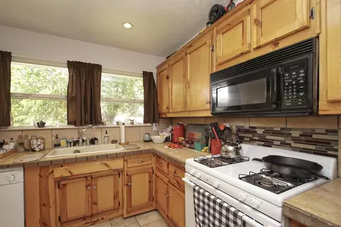 3287 E Bailey, Anderson, CA 96007 photo 5