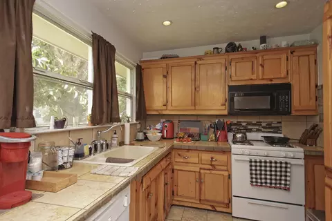 3287 E Bailey, Anderson, CA 96007 photo 6