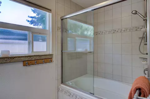 1036 Peregrine Way, Redding, CA 96003 photo 31