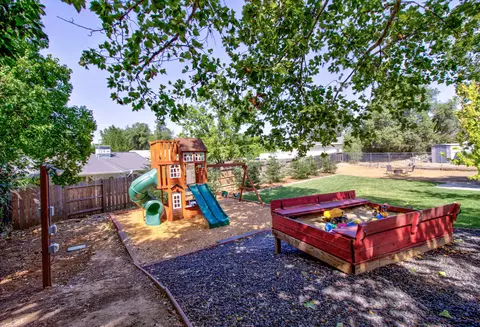 1036 Peregrine Way, Redding, CA 96003 photo 38