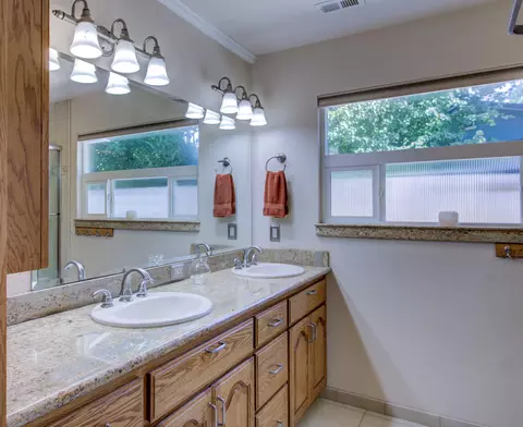 1036 Peregrine Way, Redding, CA 96003 photo 30