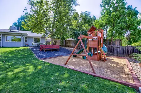 1036 Peregrine Way, Redding, CA 96003 photo 39