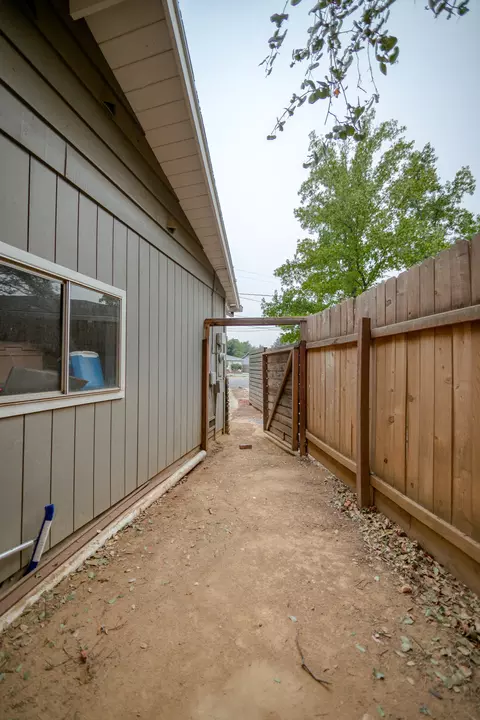 600 Rafael St, Redding, CA 96002 photo 35