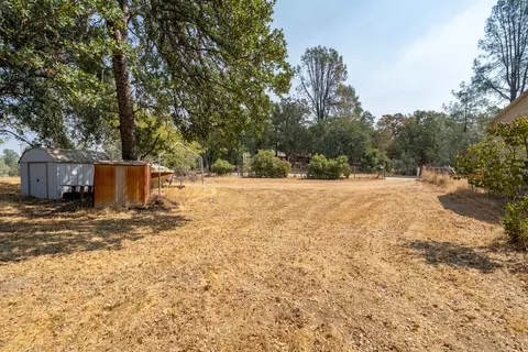 11769 Milton Park Ln, Redding, CA 96003 photo 39