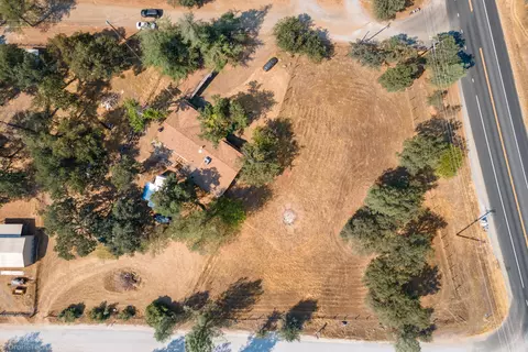 11769 Milton Park Ln, Redding, CA 96003 photo 65