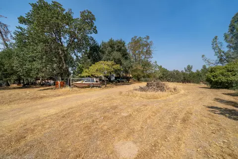 11769 Milton Park Ln, Redding, CA 96003 photo 43