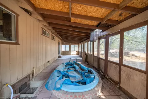 11769 Milton Park Ln, Redding, CA 96003 photo 27