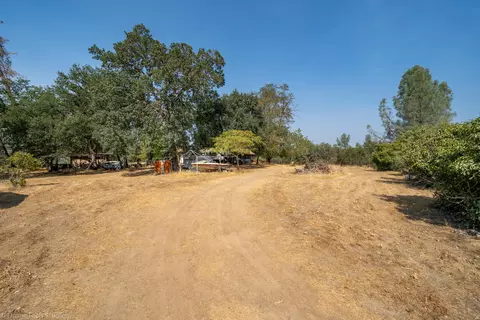 11769 Milton Park Ln, Redding, CA 96003 photo 42