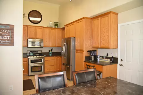 860 Grouse Dr, Redding, CA 96003 photo 18